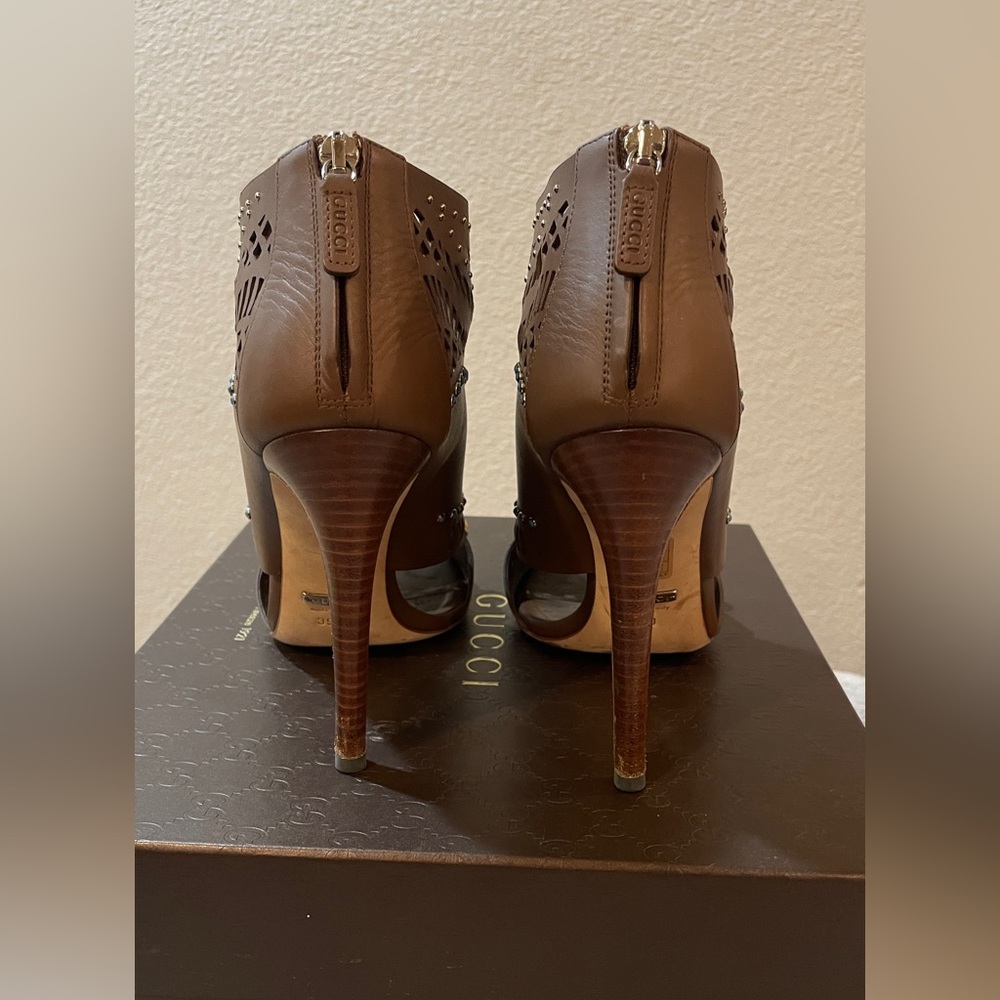 Gucci Heels - Picture 7 of 9